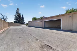 5965 Mack Rd, Sacramento, CA 95823 - Photo 23