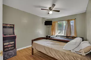 2447 Calhoun Way, Stockton, CA 95207 - Photo 17