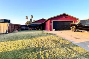 2257 Sandalwood Dr, Stockton, CA 95210 - Photo 1