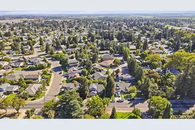 1740 N Berkeley Avenue, Turlock, CA 95382 - Photo 29
