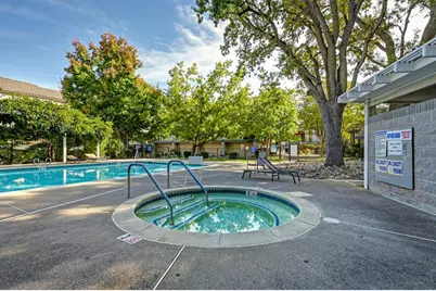 7703 George River Lane, Sacramento, CA 95831 - Photo 41