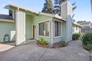 466 De Mar Dr, Sacramento, CA 95831 - Photo 3