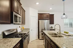 1749 Botticelli Wy, Lodi, CA 95242 - Photo 9