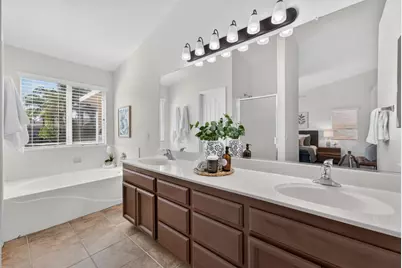 5829 Livorno Way, Elk Grove, CA 95757 - Photo 29
