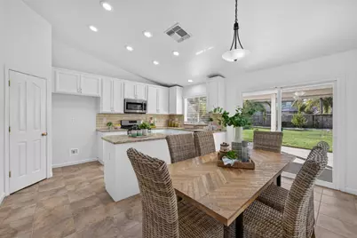 5829 Livorno Way, Elk Grove, CA 95757 - Photo 9