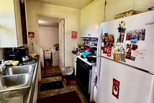 557 E 1st Ave, Chico, CA 95926 - Photo 11