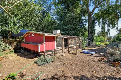 7150 Pocket Road, Sacramento, CA 95831 - Photo 41