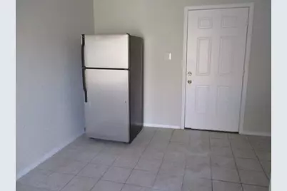 331 E Elm Street #1/2, Lodi, CA 95240 - Photo 3
