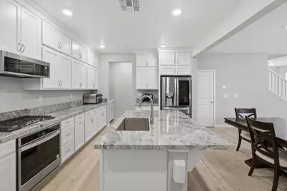 2908 Blue Teal Walk, Sacramento, CA 95833 - Photo 7