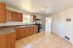 2556 Rio Linda Blvd, Sacramento, CA 95815 - Photo 13