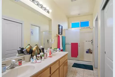2907 Evergreen Court, Livingston, CA 95334 - Photo 9