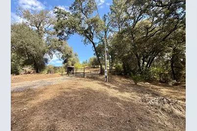 5970 Michel Road, Mountain Ranch, CA 95246 - Photo 15