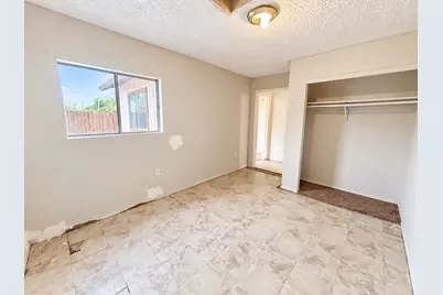807 Castaic Avenue, Bakersfield, CA 93308 - Photo 23