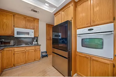 5835 Northgrove Way, Citrus Heights, CA 95610 - Photo 11