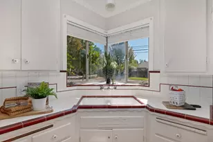 5625 V St, Sacramento, CA 95817 - Photo 15