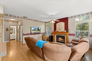 9376 Crowell Dr, Elk Grove, CA 95624 - Photo 21