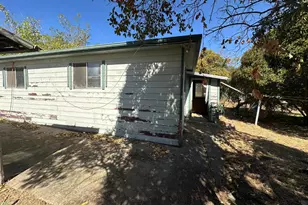 10856 E Copperopolis Rd, Stockton, CA 95215 - Photo 17