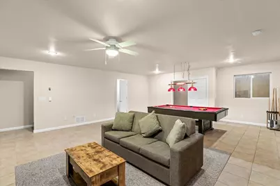 1084 Eastburg Court, Ripon, CA 95366 - Photo 39