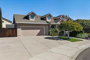 1084 Eastburg Ct, Ripon, CA 95366 - Photo 3