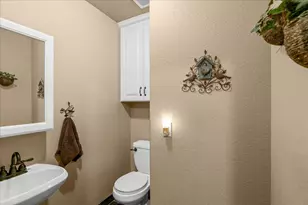 1084 Eastburg Ct, Ripon, CA 95366 - Photo 35