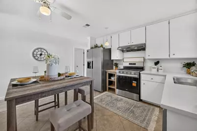 9225 Chablis Way, Elk Grove, CA 95624 - Photo 11