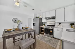 9225 Chablis Way, Elk Grove, CA 95624 - Photo 11