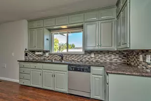 2441 Drayton Dr, Sacramento, CA 95825 - Photo 11