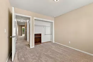 6012 Laguna Park Dr, Elk Grove, CA 95758 - Photo 37