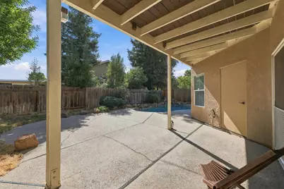 6012 Laguna Park Drive, Elk Grove, CA 95758 - Photo 43