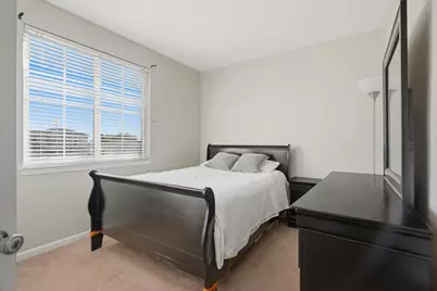 8015 Tolkien Avenue, Elk Grove, CA 95758 - Photo 25