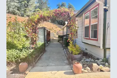 5137 Stagecoach Hill Road, Mountain Ranch, CA 95246 - Photo 7