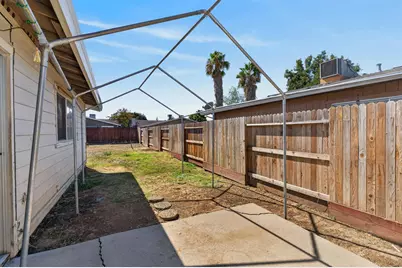 7616 Birdie Court, Sacramento, CA 95828 - Photo 61