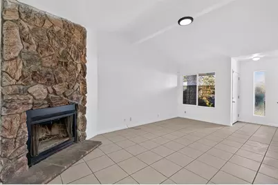 7616 Birdie Court, Sacramento, CA 95828 - Photo 33