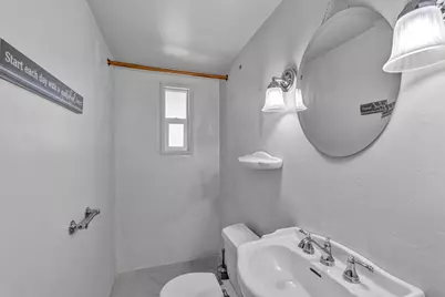 1027 Yale Avenue, Modesto, CA 95350 - Photo 37