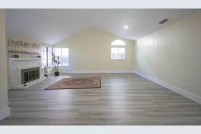 2174 Lejano Way, Sacramento, CA 95833 - Photo 21
