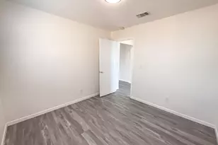 1864 Woodland Dr, Yuba City, CA 95991 - Photo 13