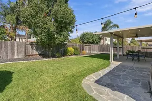 10224 Blossom Ridge Dr, Elk Grove, CA 95757 - Photo 41