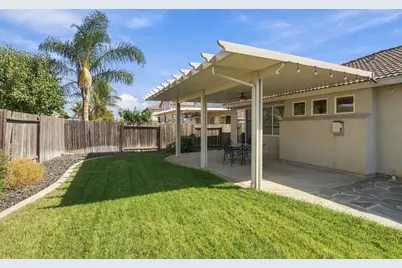 10224 Blossom Ridge Drive, Elk Grove, CA 95757 - Photo 43