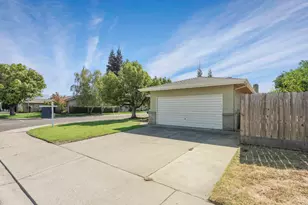 55 N Allen Dr, Lodi, CA 95242 - Photo 7
