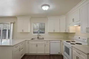 55 N Allen Dr, Lodi, CA 95242 - Photo 13