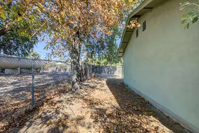 6425 8th Street, Riverbank, CA 95367 - Photo 23