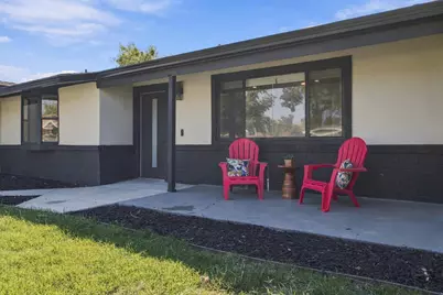 8208 Bruns Way, Sacramento, CA 95828 - Photo 5