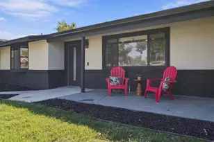 8208 Bruns Way, Sacramento, CA 95828 - Photo 5