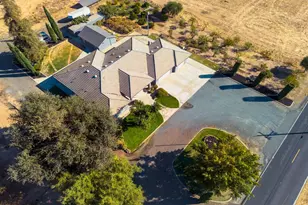 10897 E Collier Rd, Acampo, CA 95220 - Photo 61