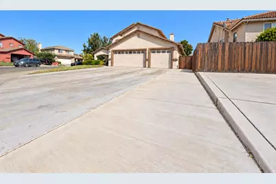 407 Whiterock Drive, Yuba City, CA 95991 - Photo 5