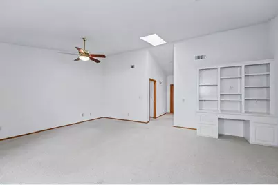 6793 E Cambridge Avenue, Fresno, CA 93727 - Photo 33