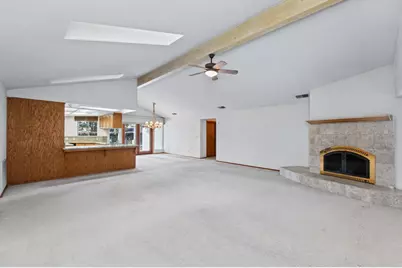 6793 E Cambridge Avenue, Fresno, CA 93727 - Photo 9