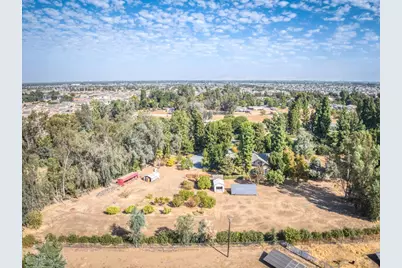 6793 E Cambridge Avenue, Fresno, CA 93727 - Photo 63
