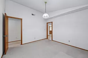 6793 E Cambridge Ave, Fresno, CA 93727 - Photo 25