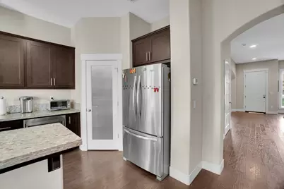 3701 Crocker Drive, Sacramento, CA 95818 - Photo 31